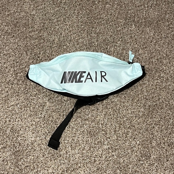 Nike Air sling belt bag mint blue green - Picture 1 of 5